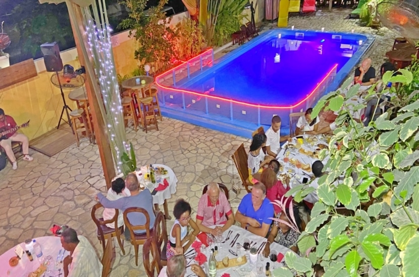 Coco Lodge Majunga : Discover our new swimming pool
