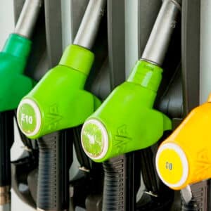 全球市场油价持续下跌.